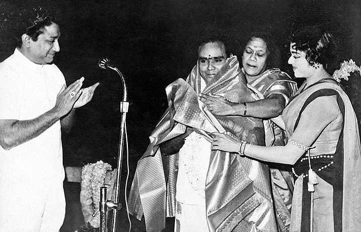 காற்றின் நறுமணம்! - காருகுறிச்சி நூற்றாண்டு