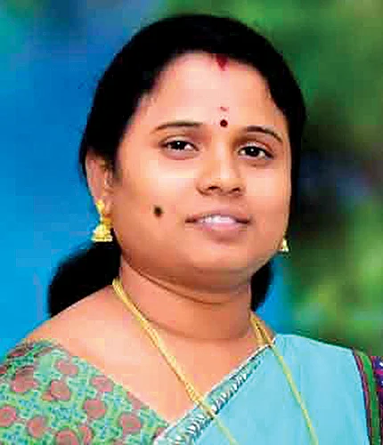 மரகதம் குமாரவேல்