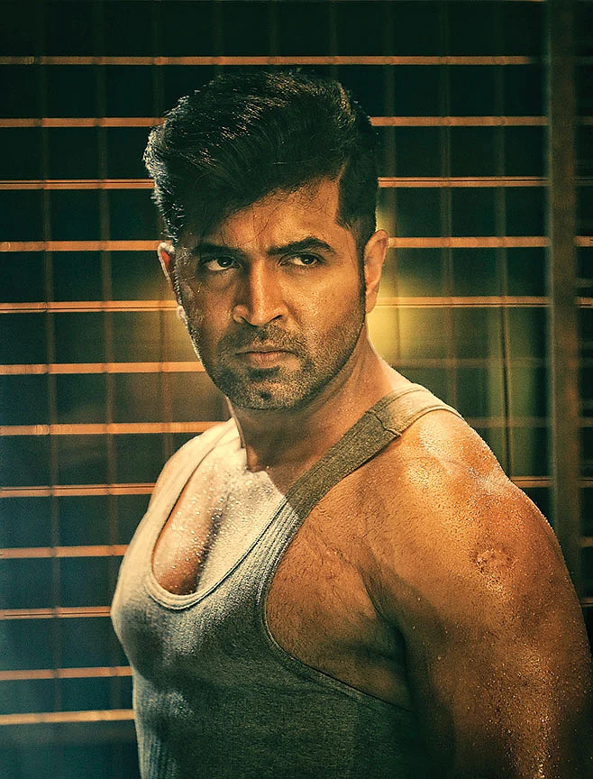 “இது மூவர்ணப் படம்!”