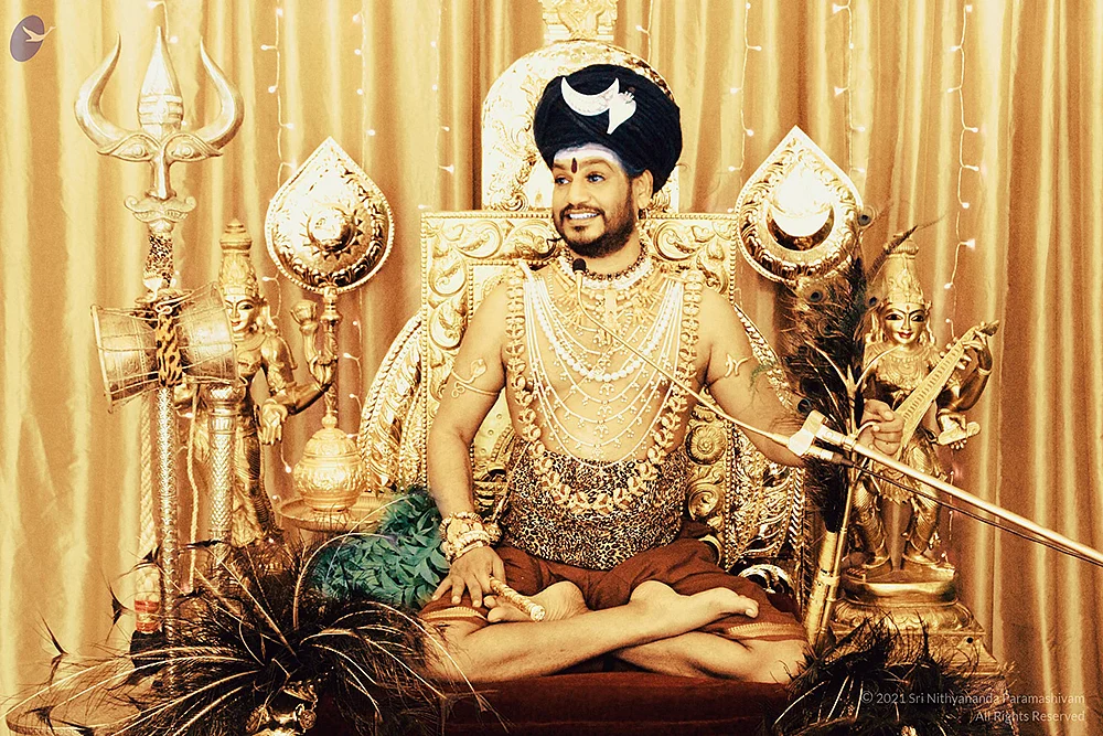 அடங்காத நித்தி! - கொரோனா லிங்கம்... ஹார்மோன் மாத்திரை... ‘கிறுகிறு’ ஹிப்னாட்டிசம்...