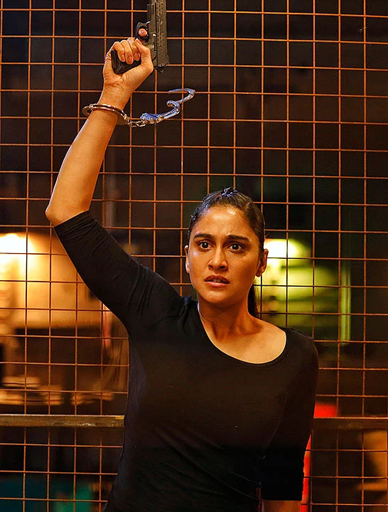 “இது மூவர்ணப் படம்!”