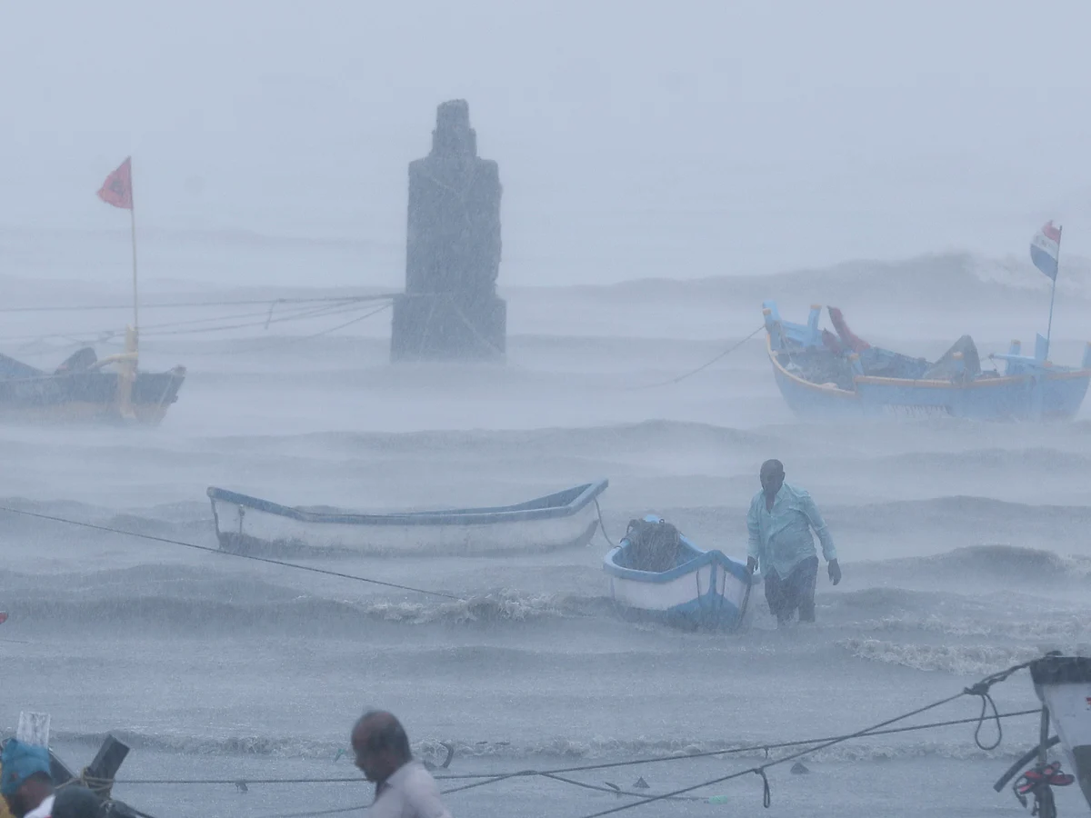 டவ் தே: காலநிலை மாற்றத்தால் தீவிரமடையும் புயல்கள் - சொல்லும் சேதி என்ன?