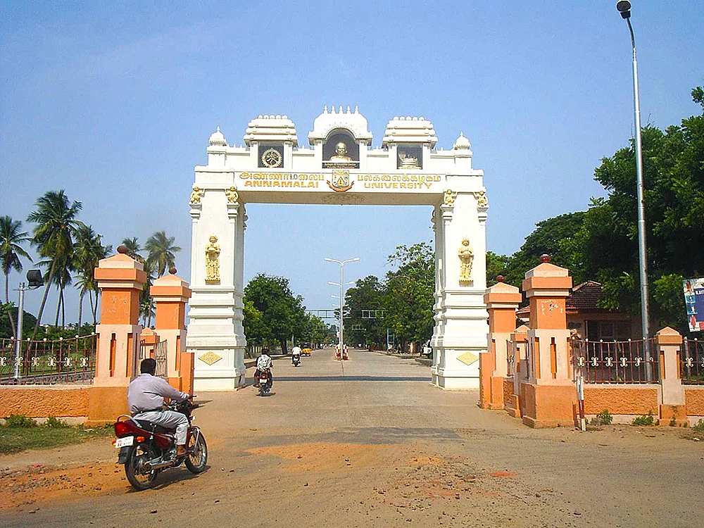 முறைகேடான பதவி உயர்வுகள்... கோடிக்கணக்கில் வசூல்!