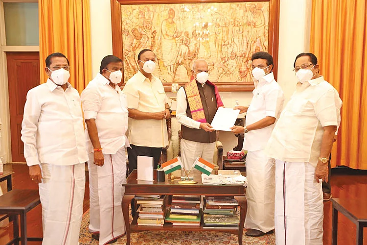ஸ்டாலின்
