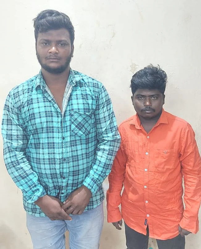 கைது செய்யப்பட்ட இருவர்