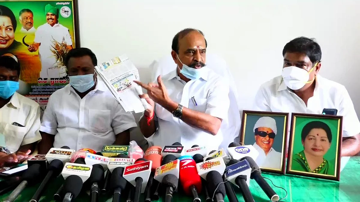 செய்தியாளர்களைச் சந்தித்த கடம்பூர் ராஜூ