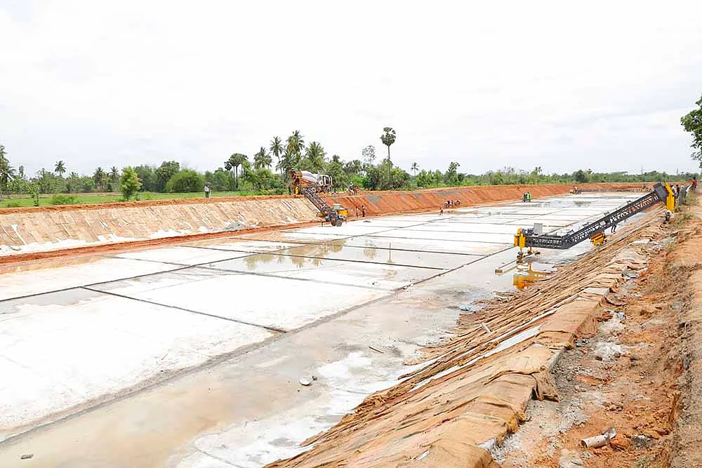 கான்கிரீட் சிக்கலில் கல்லணை, பவானிசாகர் வாய்க்கால்கள்... தீருமா தண்ணீர் பஞ்சாயத்துகள்?