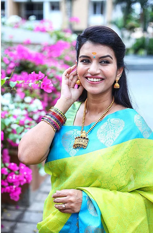 சேனல் சைட் டிஷ்