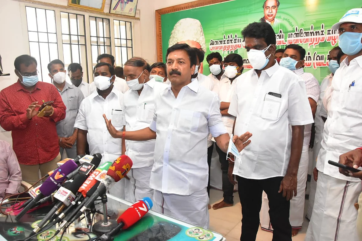 சி.வி.சண்முகம்