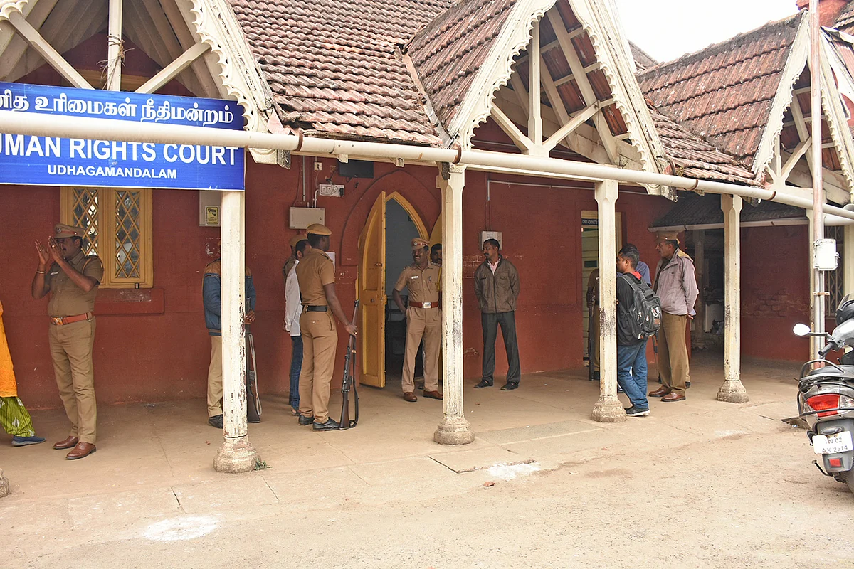 சிறார் வன்கொடுமைகள்... வழக்கை மாற்றிப் பதிவு செய்கிறதா நீலகிரி போலீஸ்?
