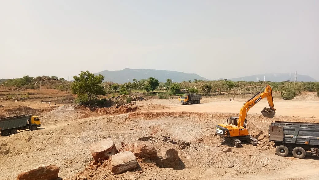 தூர்வாரும் பணி