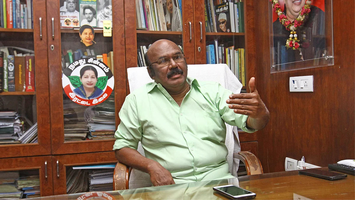ஜெயக்குமார்