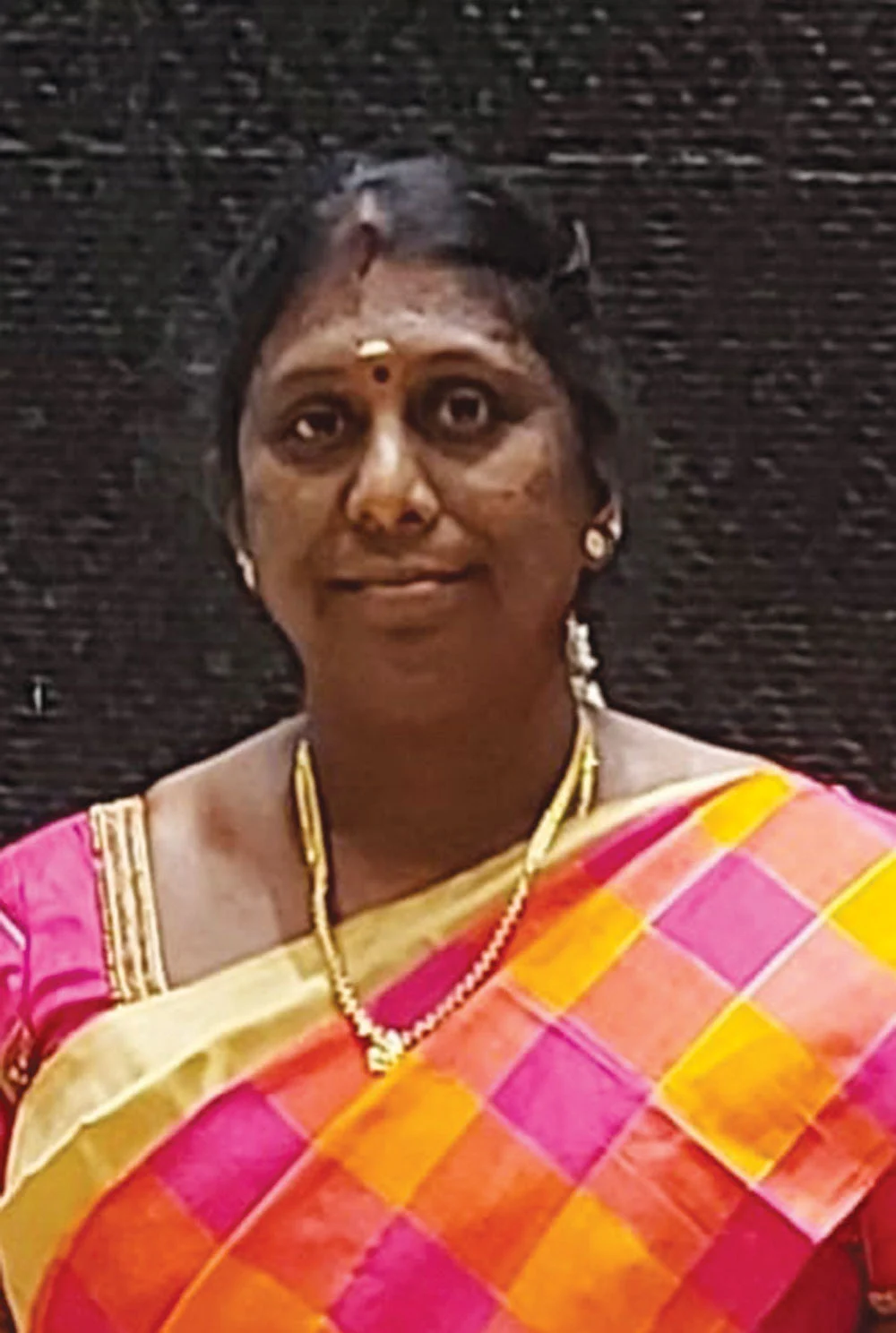 அனுராதா
சீனிவாசன்
சீனு
இன்வெஸ்ட்மென்ட்ஸ்