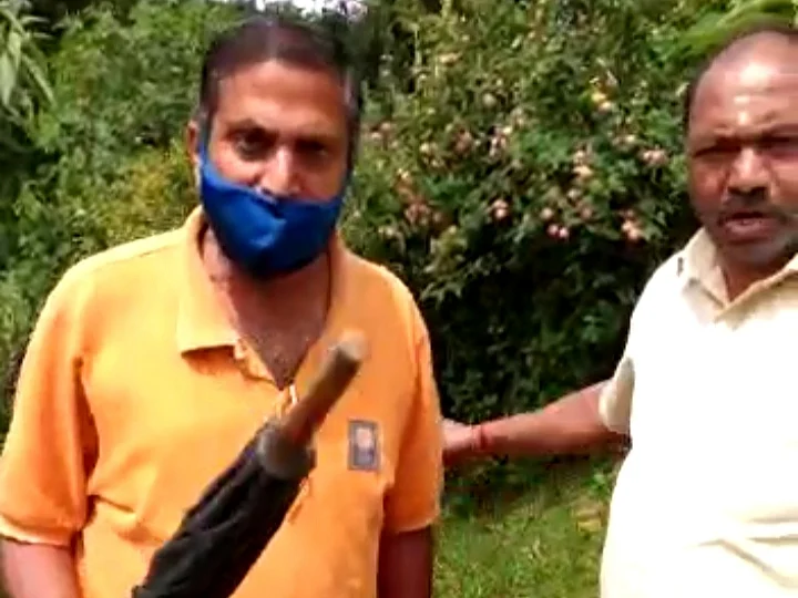 நீலகிரி: `தூய்மை பணியாளரை ஆபாசமாகப் பேசி தாக்கிய விவகாரம்; இருவர் மீது வழக்கு பதிவு!'