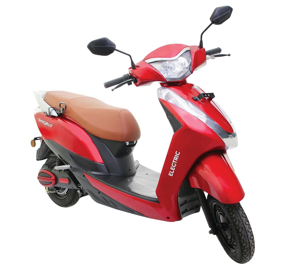 விலை: 65,900 ரூபாய் 
(சென்னை ஆன்ரோடு)