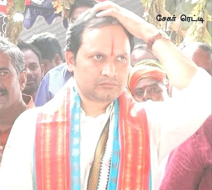 சேகர்ரெட்டி