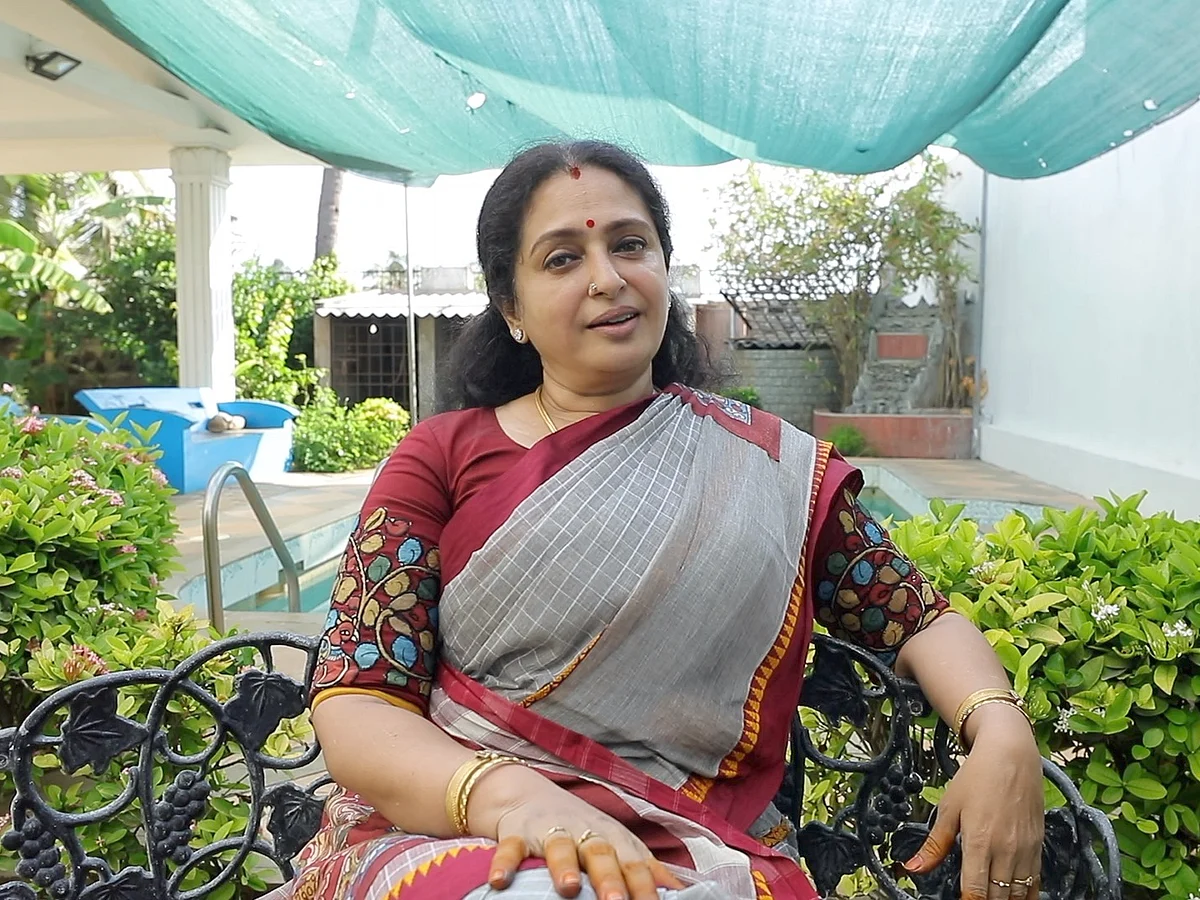 Actress Seetha-வின் புதிய வீட்டுத்தோட்டம்!