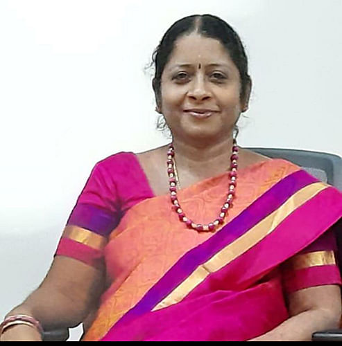அனைத்து வயதினரையும் அடிமையாக்கும் ஆன்லைன் கேம்ஸ்! - மீளவும்... மீட்கவும்...