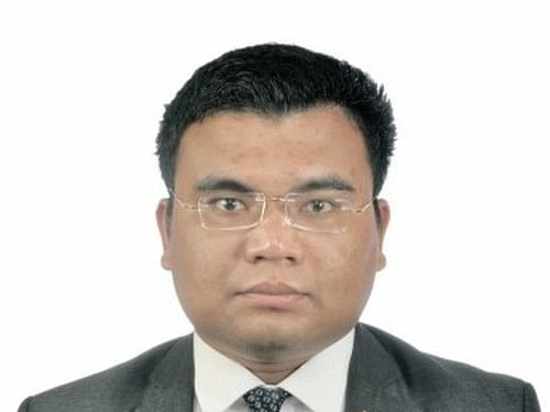 பணமோசடி வழக்கில் கைது செய்யப்பட்ட லிசிப்ரியாவின் தந்தை; புகாரில் சொல்லப் பட்டிருப்பது என்ன?