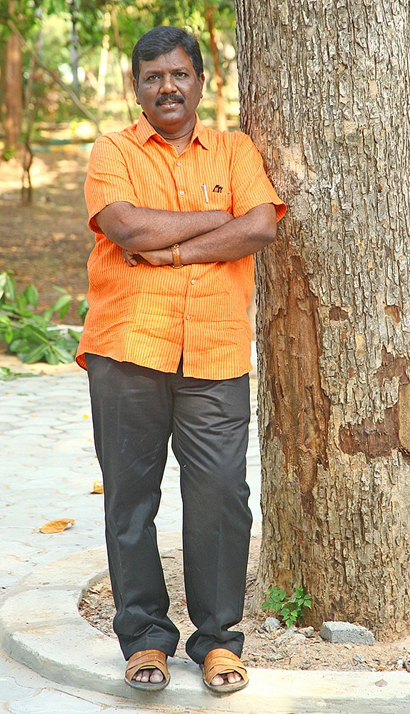 கிராமங்களில் நிகழும் கொரோனா மரணங்கள் கணக்கில் வருவதில்லை! - ரவிக்குமார் எம்.பி