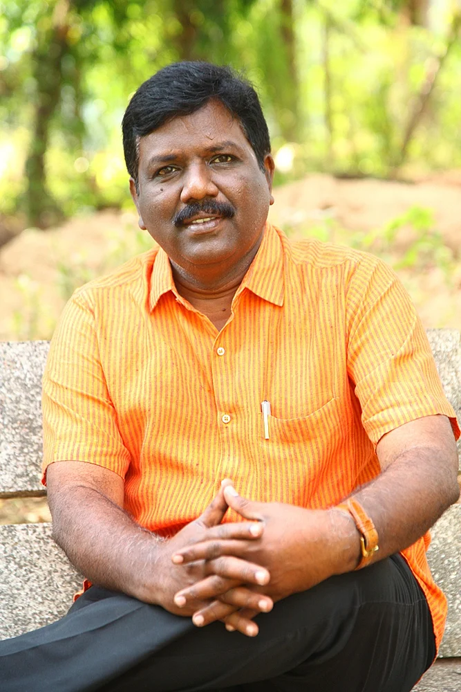 நாடாளுமன்றத்தை உலுக்கும் உளவுச் செயலி - முனைவர் ரவிக்குமார் எம்.பி