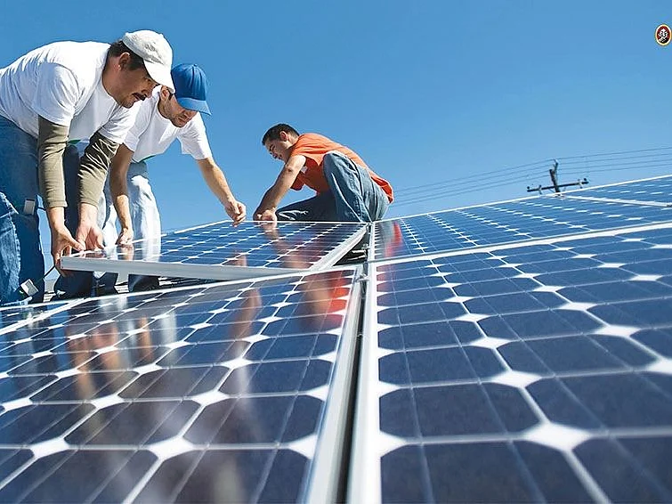 மேற்கூரை சூரிய மின் உற்பத்தி: இலக்கு 40GW, அடைந்தது வெறும் 4.4GW; ஏன் திணறுகிறது இந்தியா?