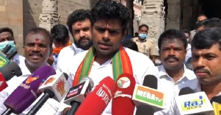 `டெல்லி போகும்போது ஒரு பேச்சு; சென்னை வந்ததும் ஒரு பேச்சு!’ - தி.மு.க-வை சாடிய அண்ணாமலை