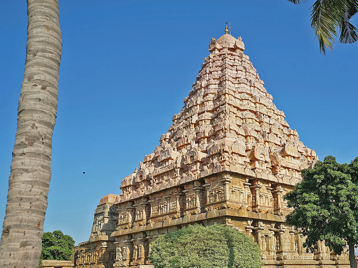 `ராஜேந்திர சோழனை
கொண்டாட வேண்டாமா?'