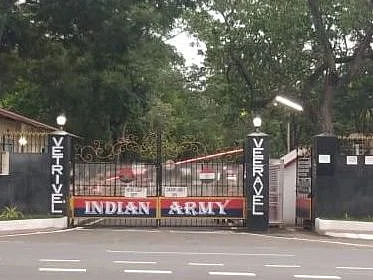 கோவை ராணுவ படைப்பிரிவு நுழைவு வாயிலில் 'வெற்றிவேல் வீரவேல்' வாசகம் - சந்தேகமும் விளக்கமும்!