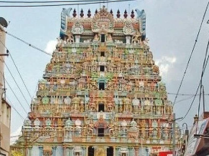 திருச்சி: திருவானைக்காவல் சிற்பங்கள் டிரோன் மூலம் ஒளிப்பதிவு; இணையத்தில் பதிவேற்றும் பணி தொடக்கம்!