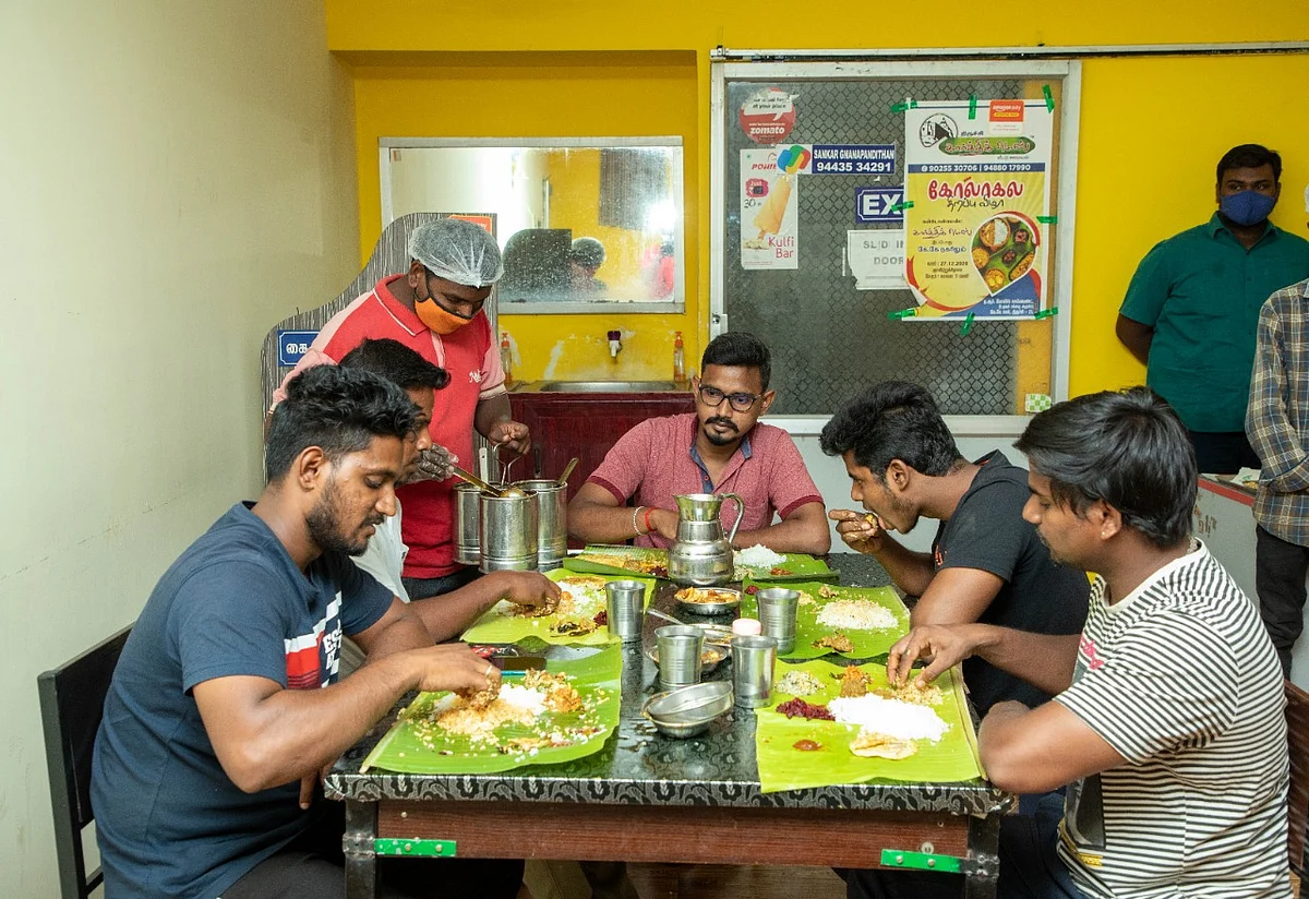 வாடிக்கையாளர்கள்