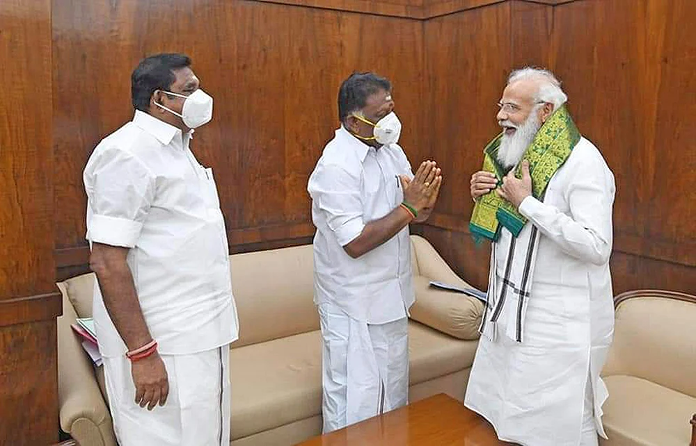அ.தி.மு.க டெல்லி காவடி பின்னணி - “காப்பாத்துங்க!”