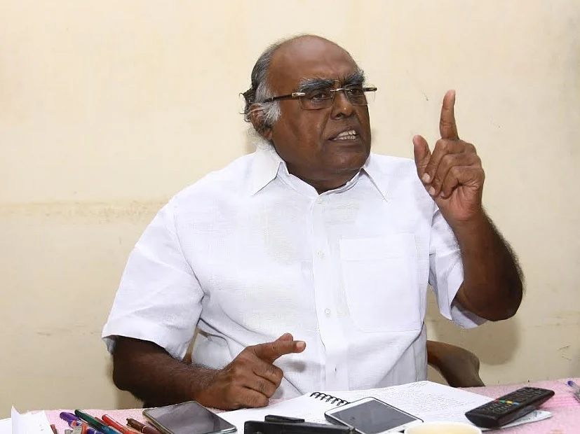 ''இப்படியெல்லாம் பேசுவது தி.மு.க-வுக்குப் புதுசா என்ன?'' - கேட்கிறார் பழ.கருப்பையா