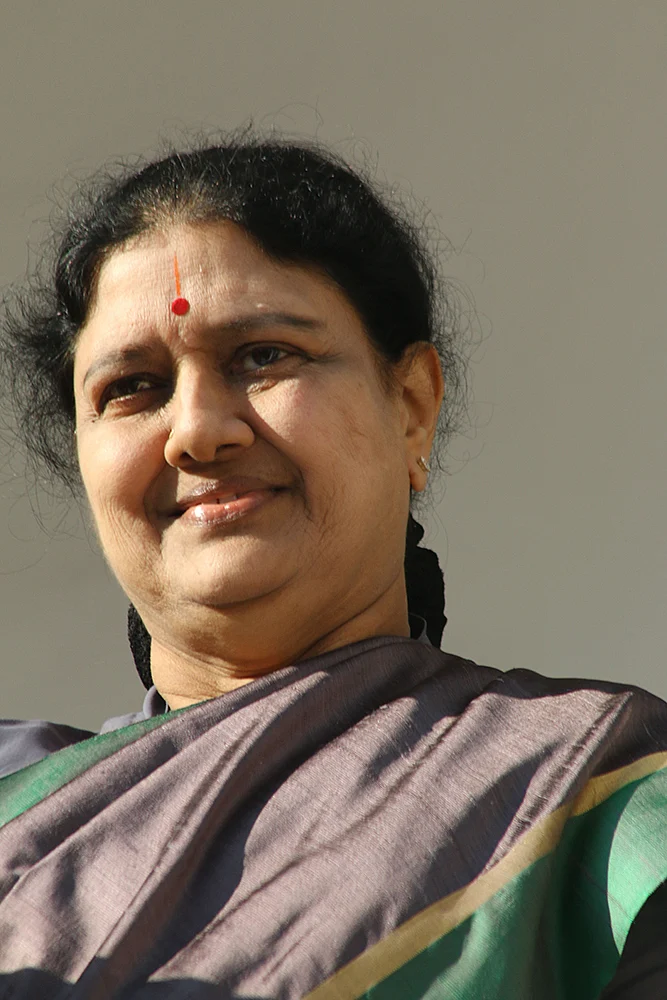 மிஸ்டர் கழுகு: சசிகலா எம்.எல்.ஏ? - அ.தி.மு.க-வைக் கைப்பற்ற பலே திட்டம்!