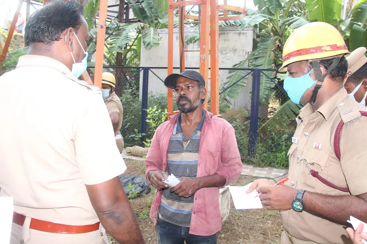 செந்திலை விசாரிக்கும் போலீஸார்