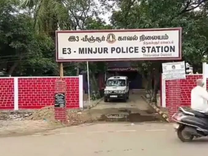 சட்டவிரோதக் கடத்தல்; ரகசியத் தகவல்; 700 கிலோ குட்காவைப் பறிமுதல் செய்த போலீஸார்!