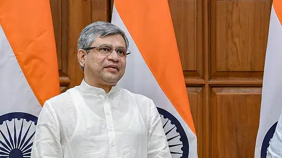 மத்திய அமைச்சர் அஸ்வினி வைஷ்ணவ் 