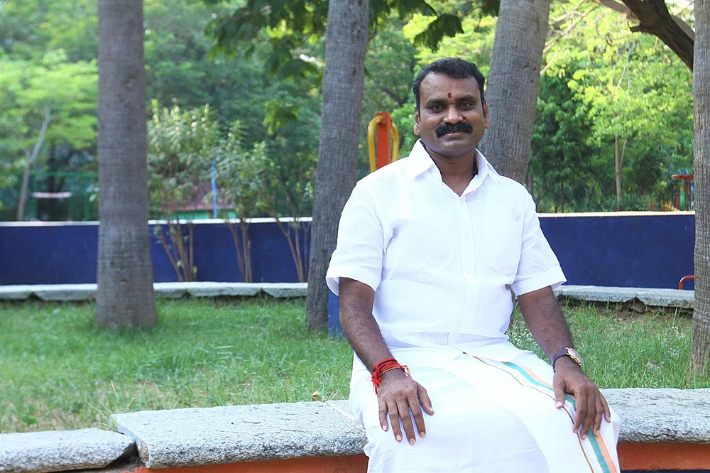 மகன் மத்திய அமைச்சர்... பெற்றோர் விவசாயக் கூலிகள்!