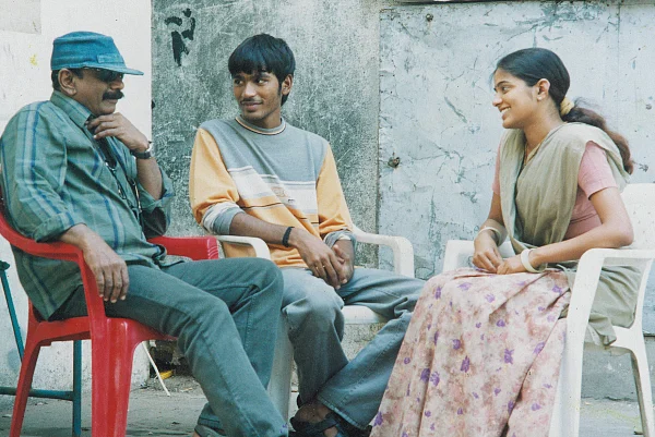 7AM - 7PM தனுஷ்..!