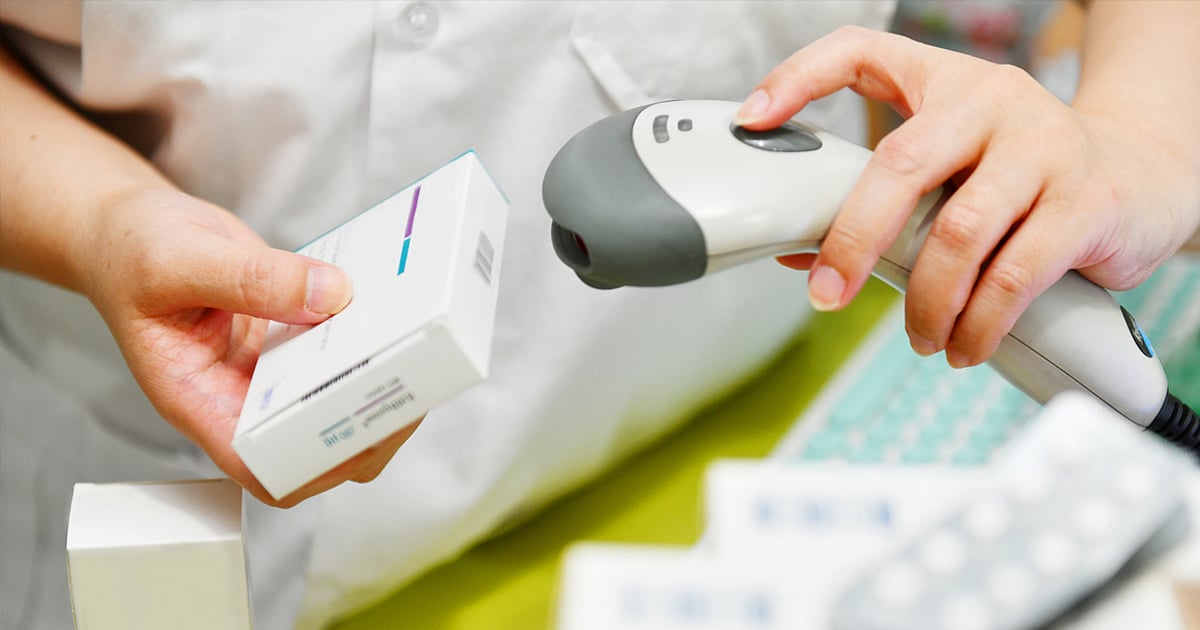 தமிழ்நாட்டில் உயிர் காக்கும் மருந்துகளுக்கு தட்டுப்பாடு நிலவுகிறதா? - தற்போதைய நிலவரம் என்ன?!