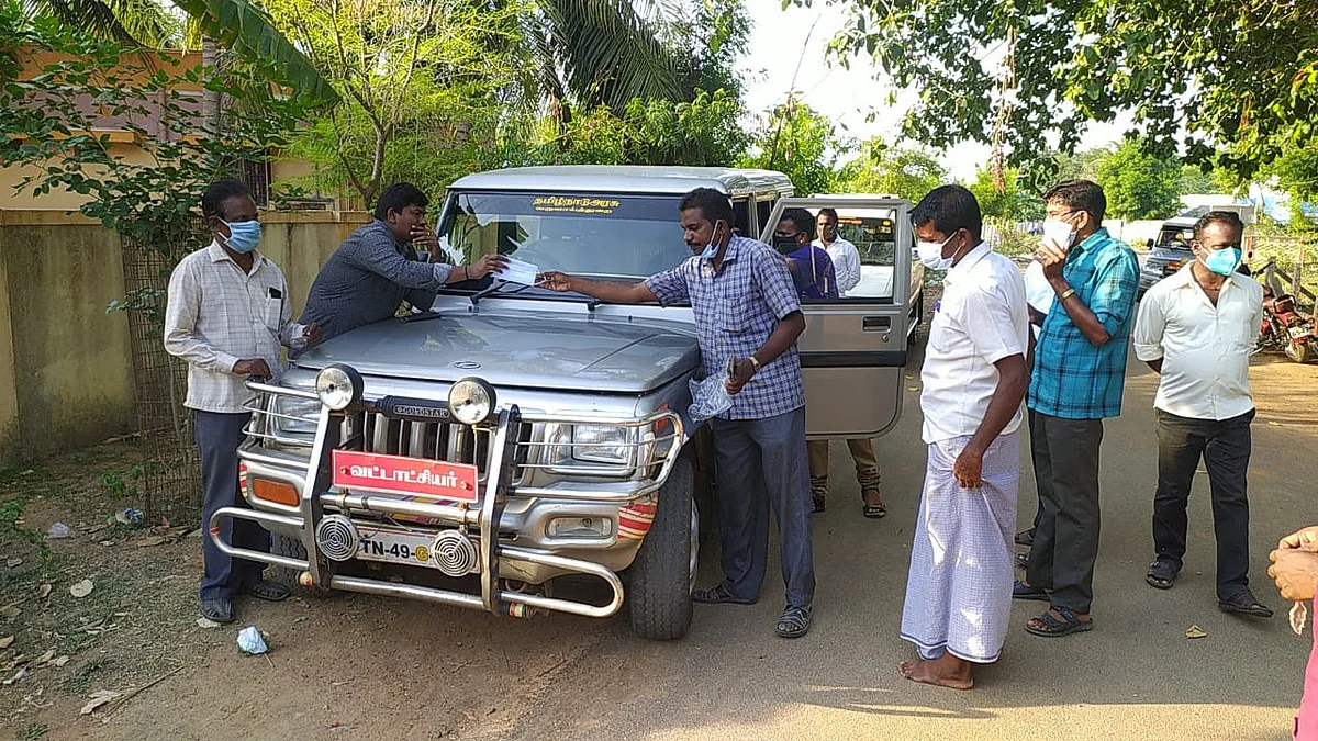 திருடி செல்லப்பட்ட தாசில்தார் ஜீப்