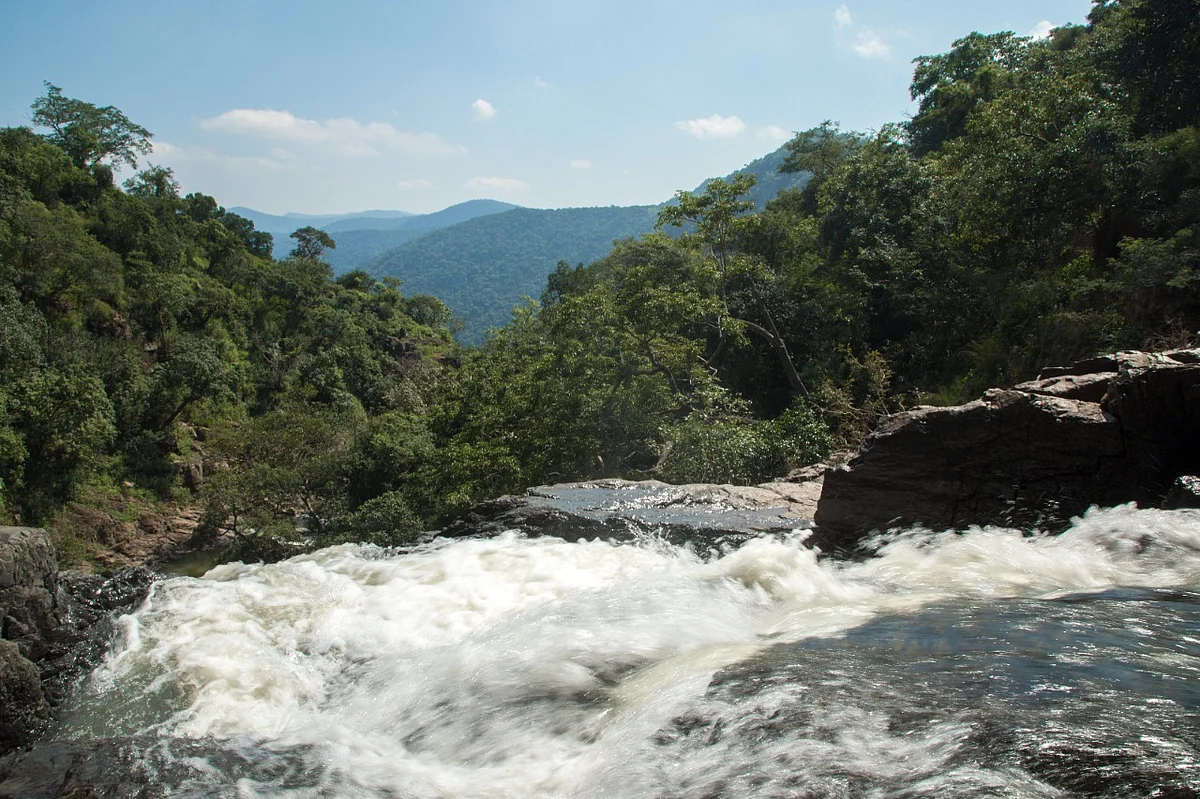 மங்களம் அருவி