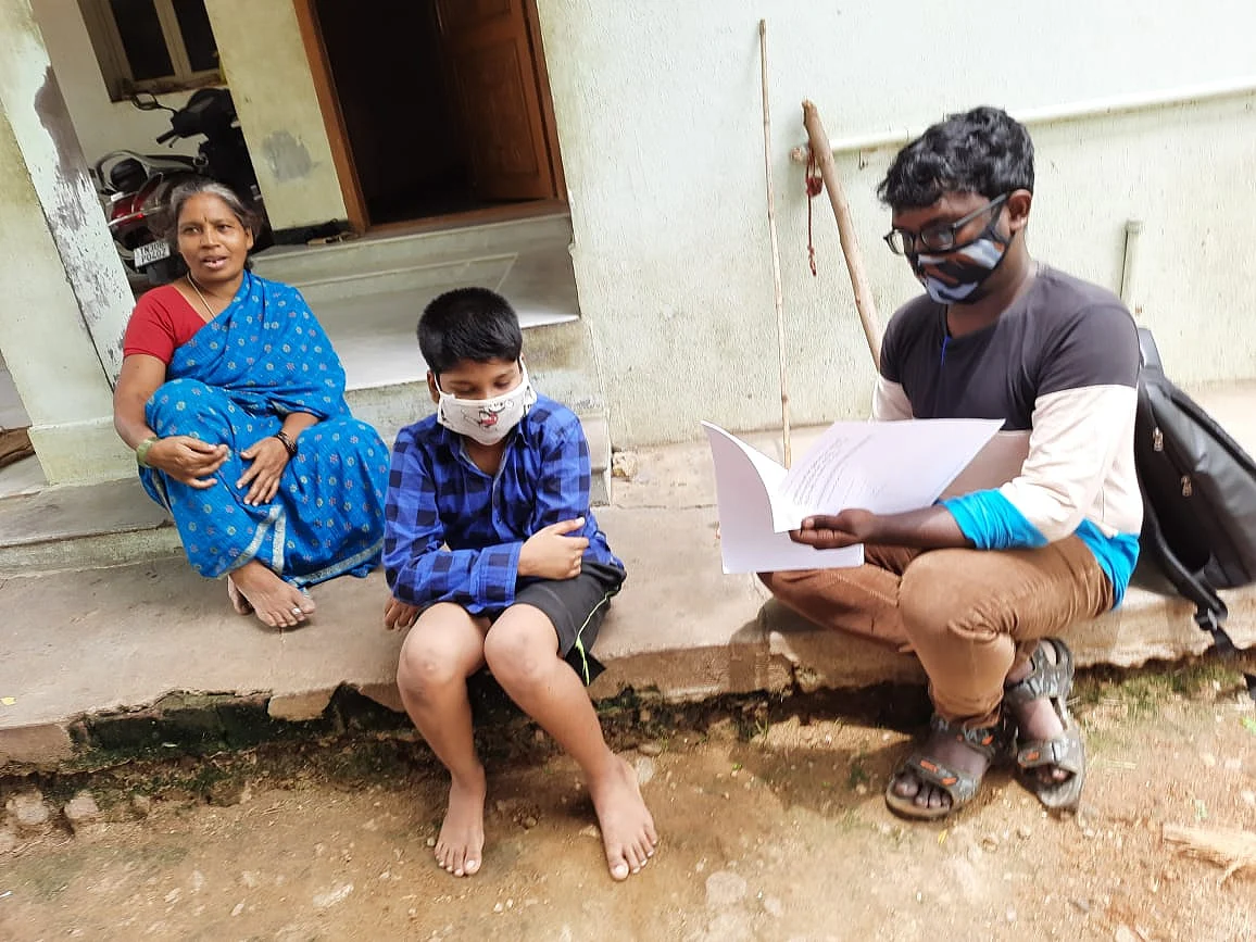 குழந்தைத் தொழிலாளர்களான பள்ளி மாணவர்கள்; ₹50-க்கும் குறைவான கூலி; அதிர வைக்கும் ஆய்வு முடிவுகள்!