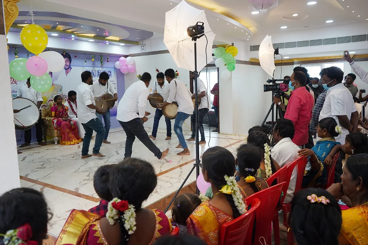 சீனிவாசன் - ஆஷா திருமணம்