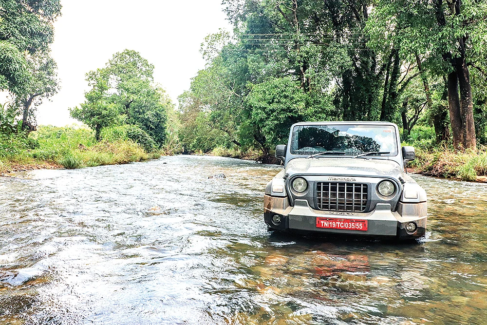 Dot 4x4