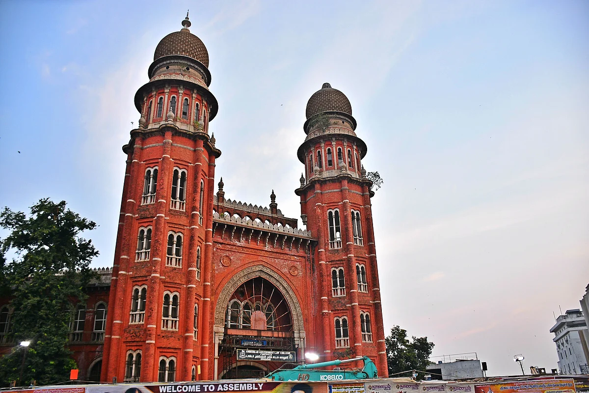 தமிழ்நாடு டாக்டர் அம்பேத்கர் சட்டப் பல்கலைக்கழகம்