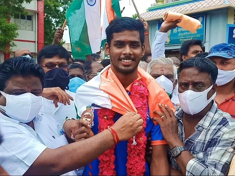 சர்வதேச தடகள போட்டியில் வெண்கலம் வென்ற விழுப்புரம் இளைஞர் பரத்!