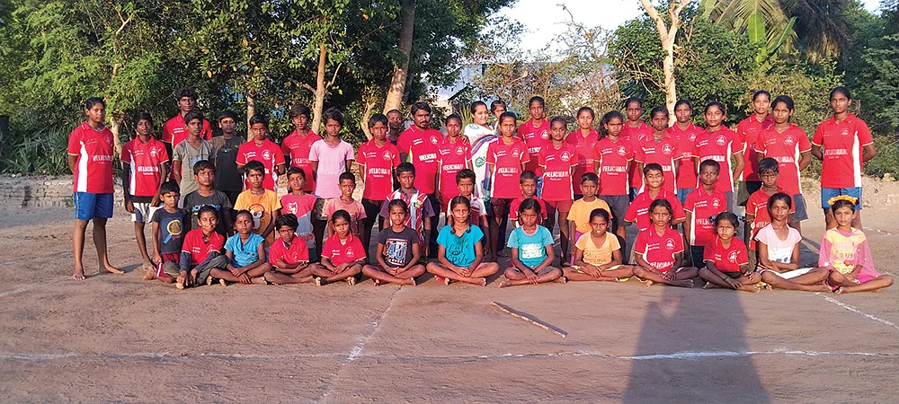 விளையாட்டுப் பயிற்சி மைய மாணவர்கள்
