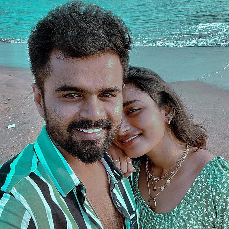 சேனல் சைட் டிஷ்