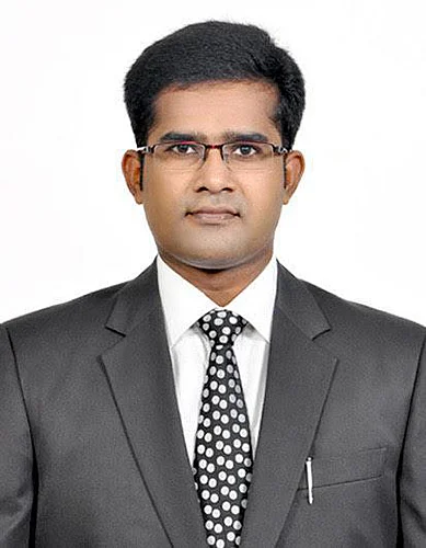 செல்போன் டேப்லெட் லேப்டாப் கம்ப்யூட்டர் - காத்திருக்கும் ஆபத்துகள்... கவனமாகக் கையாளும் வழிமுறைகள்!